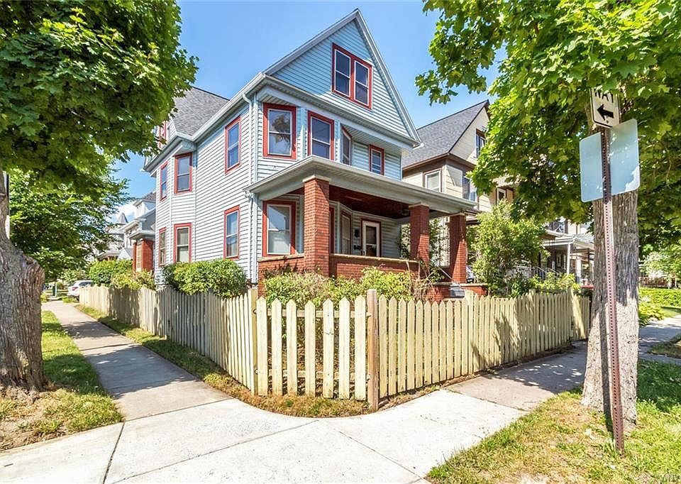 1st image of 472 Auburn Ave