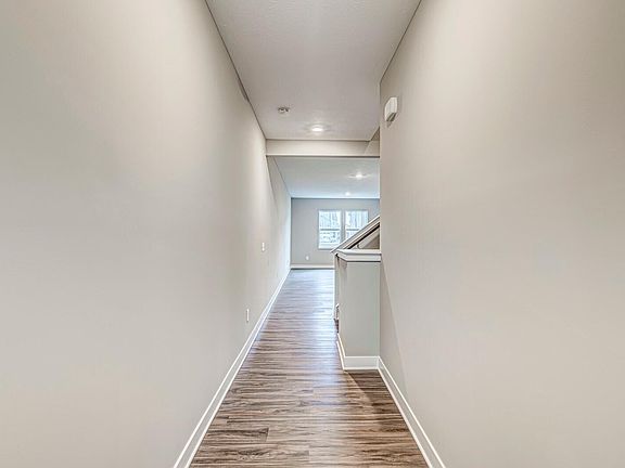 3rd image of 9617 Beckett St #405