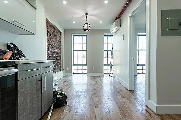 Rented by ERNY LLC | media 1