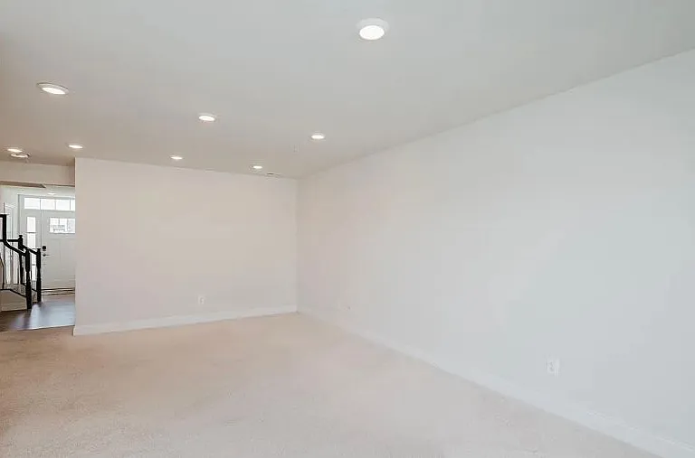1436 Onnesta Ct — Photo 8