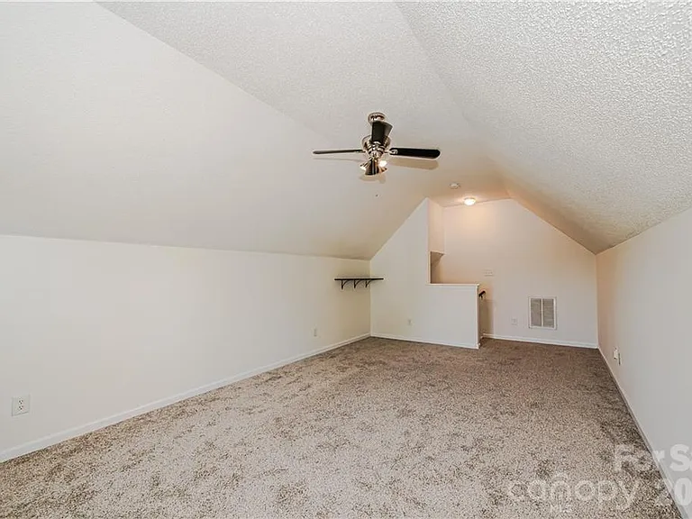12819 Slade Castle Ct — Photo 23