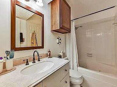 3rd image of 2300 Old Spanish Trl APT 2074
