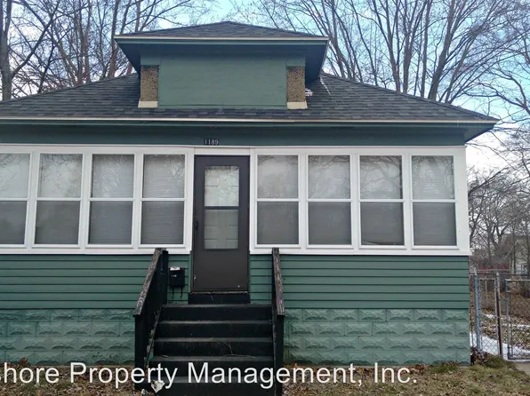 1189 Chestnut St, Muskegon, MI 49442
