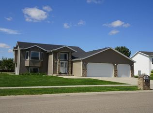 1935 Street Cir S #35, Moorhead, MN 56560