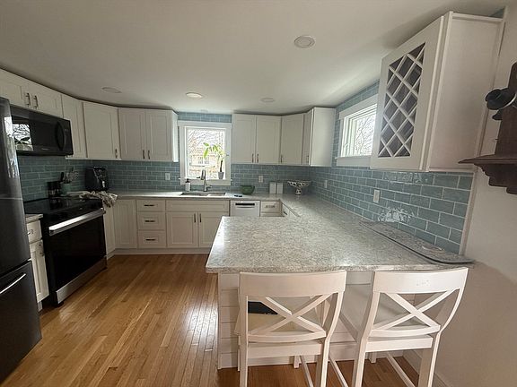 4th image of 13 Monack Rd
