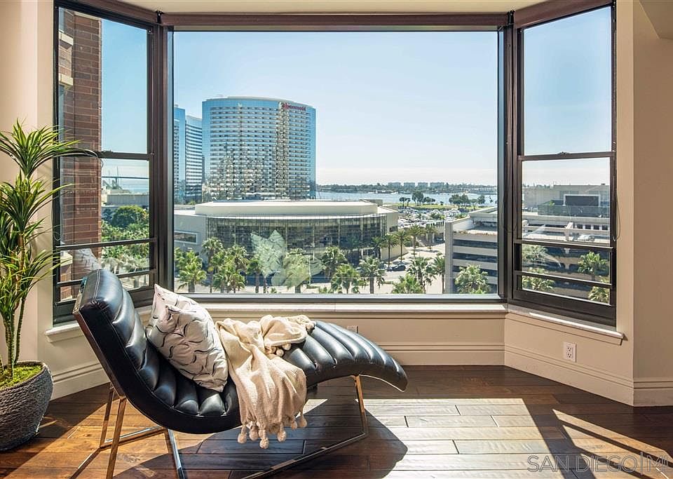 1st image of 500 W Harbor Dr Unit 1022