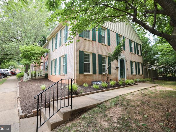 2400 Ansdel Ct