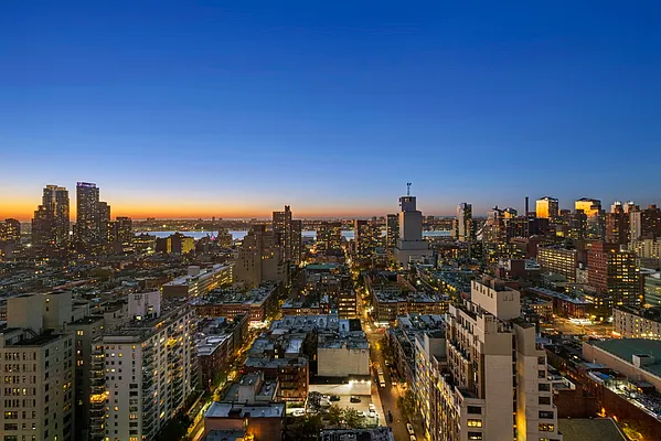 Sold by SERHANT. | media 15