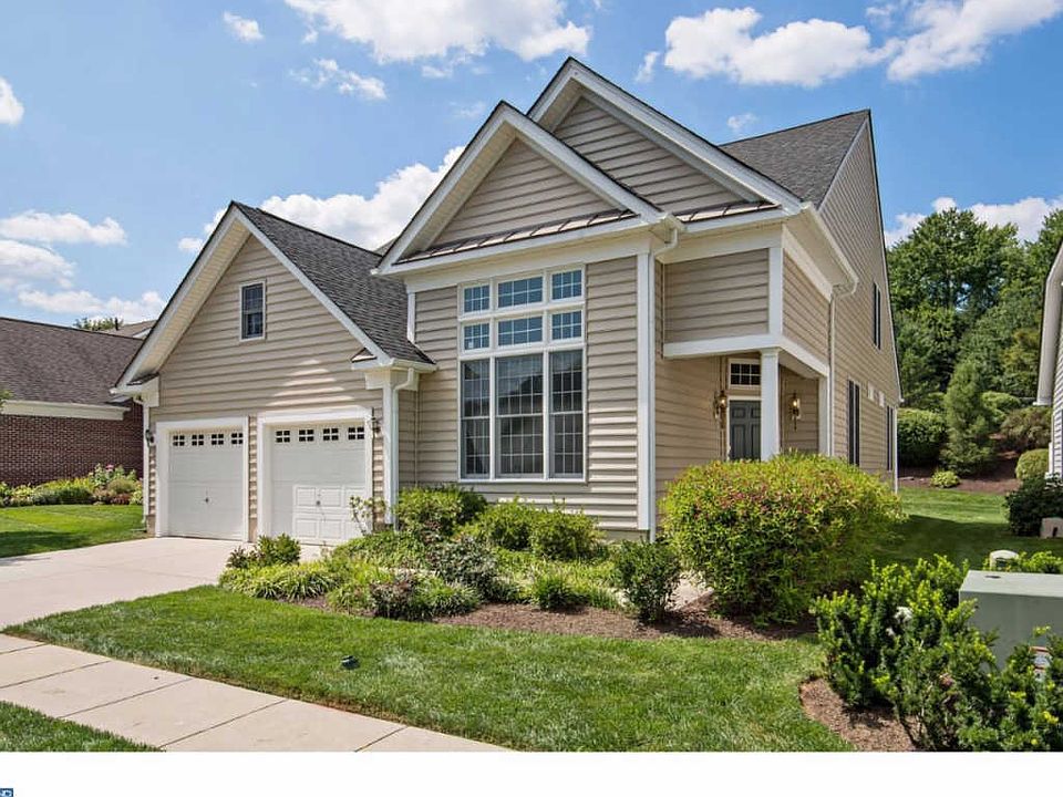 1st image of 51 S Valentine Dr