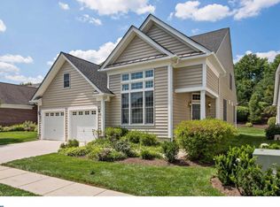 51 S Valentine Dr, Garnet Valley, PA 19060