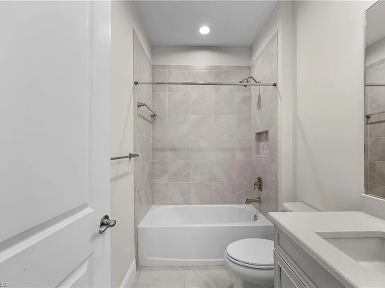 2373 Ariane Dr — Photo 18