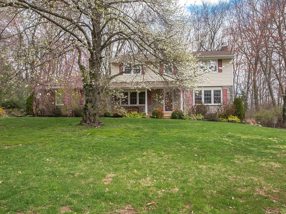 1st image of 2302 Pennington Dr
