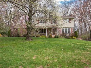 2302 Pennington Dr, Wilmington, DE 19810