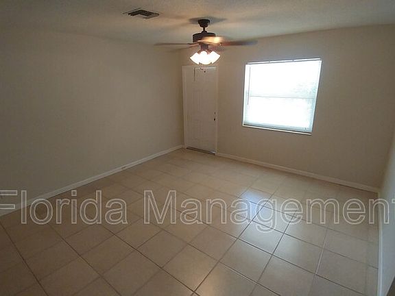 4th image of 1521 SE 23rd Ave #2