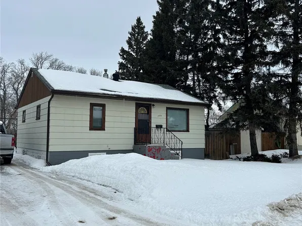1778 13th Street W, Prince Albert, SK S6V 3K1