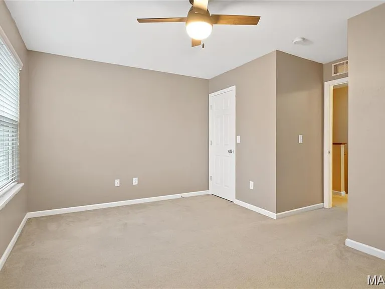 7026 Conner Pointe Dr — Photo 20