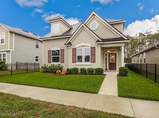 342 Vineyard Ln, Orange Park, FL 32073