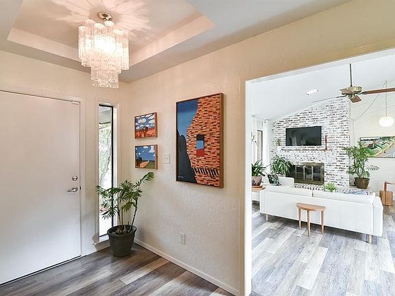 4th image of 2614 Winding Oaks Dr