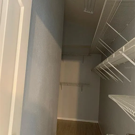 9405 Hidden Water Cir — Photo 38