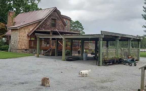 3rd image of 100 Zinkie Ln