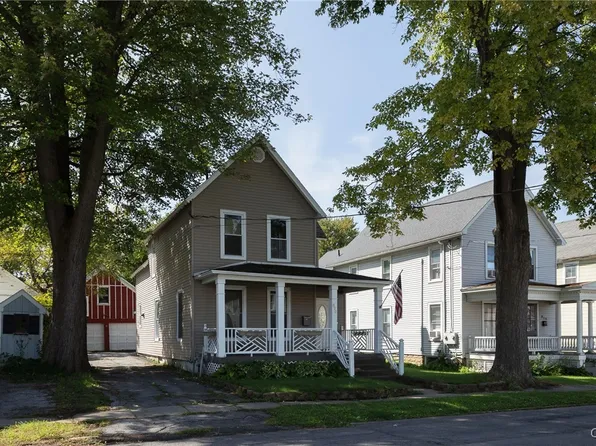 820 Boyd St, Watertown, NY 13601