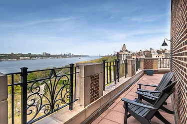 Rented by Nest Seekers International