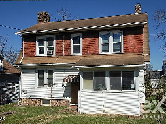 4th image of 614 Howard St