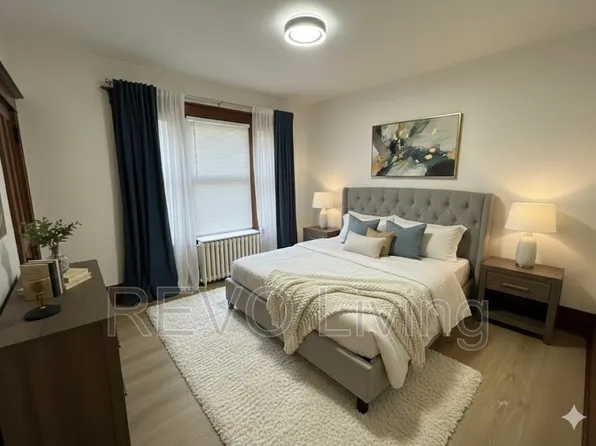 7 Centre St #St4, Saint Catharines, ON L2R 3A6