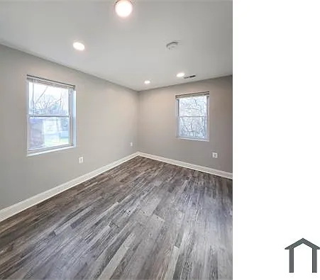 4614 Brooks St NE — Photo 5
