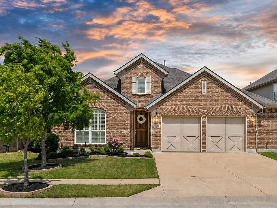 1st image of 759 Harrington Ln