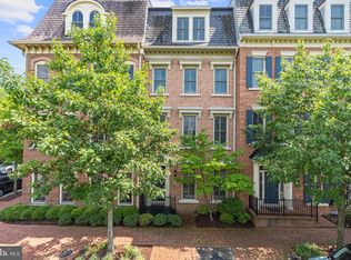 1868 Carpenter Rd, Alexandria, VA 22314