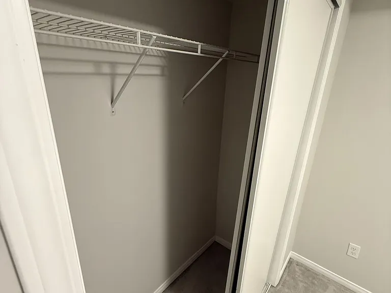 2444 Post Rd #4 — Photo 12