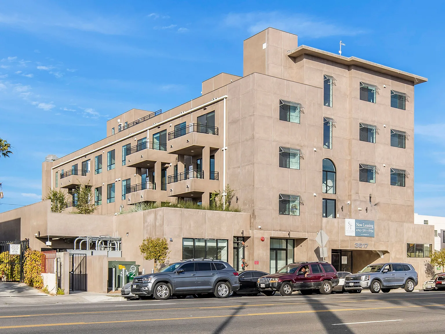 3617 Venice Blvd — Photo 4
