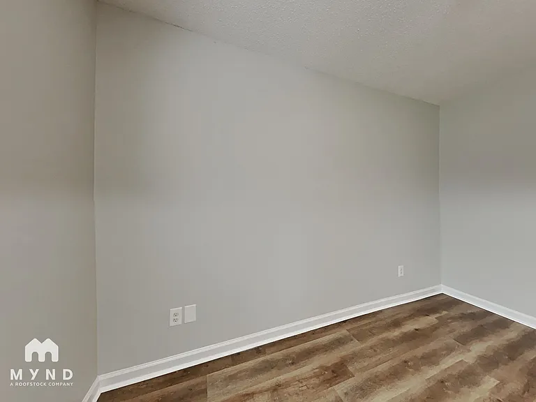 2004 Benttree Dr — Photo 17