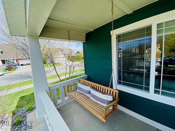 3rd image of 2904 Lily Dr