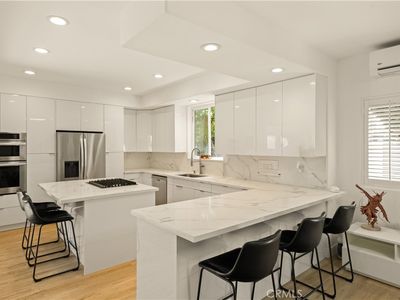 2406 Huntington Ln #B, Redondo Beach, CA, 90278