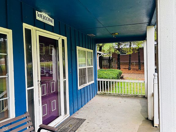 4th image of 875 W Malone Dr