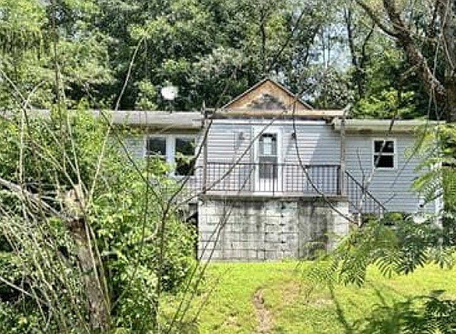 1st image of 2302 Hunter Rd