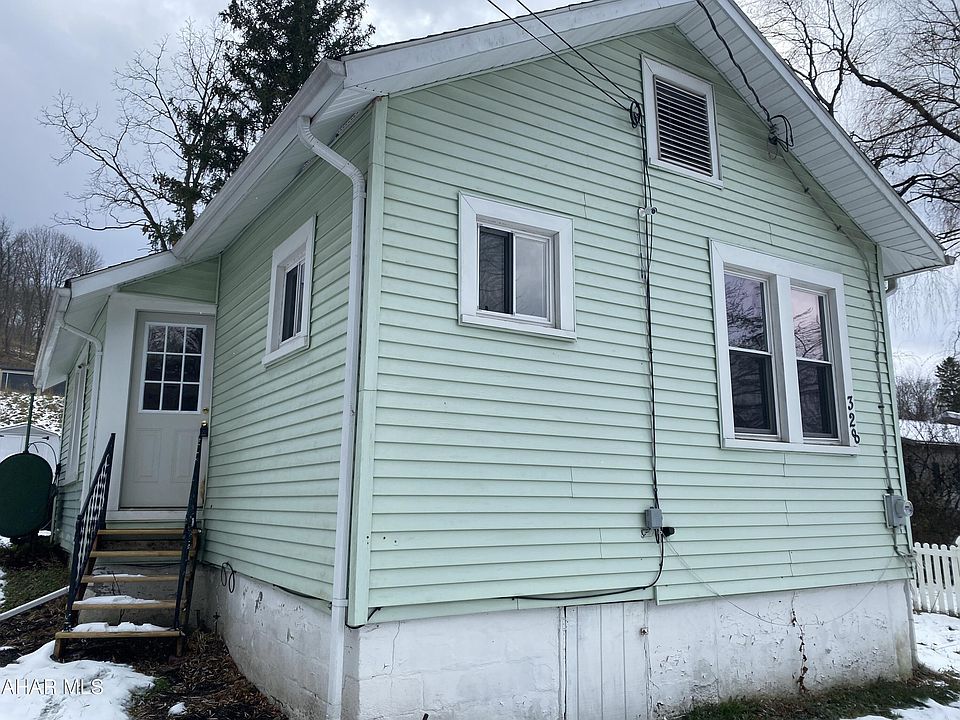 1st image of 328 Penny Ln