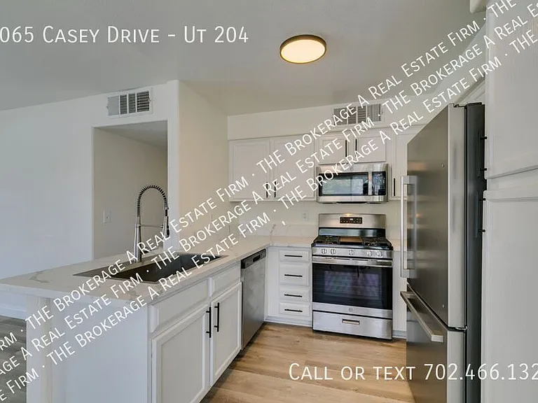 3065 Casey Dr #204 — Photo 25