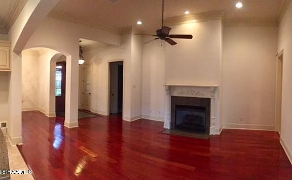 4th image of 115 N Montauban Dr
