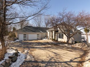 21150 Excelsior Blvd, Greenwood, MN 55331