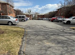 156 Centre Ave APT 2D, New Rochelle, NY 10805