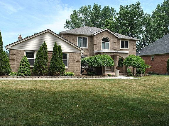 4th image of 6591 Mountain Dr