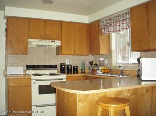 256 Walnut Dr, Star Valley Ranch, WY 83127