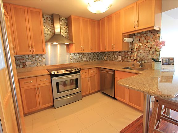 2nd image of 1296 Kapiolani Blvd #Ii-1202