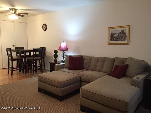 5th image of 97D Edinburgh Ln