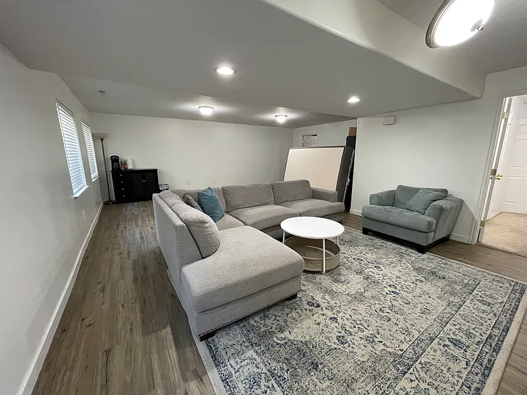 264 W Bubbling Brook Ln — Photo 10