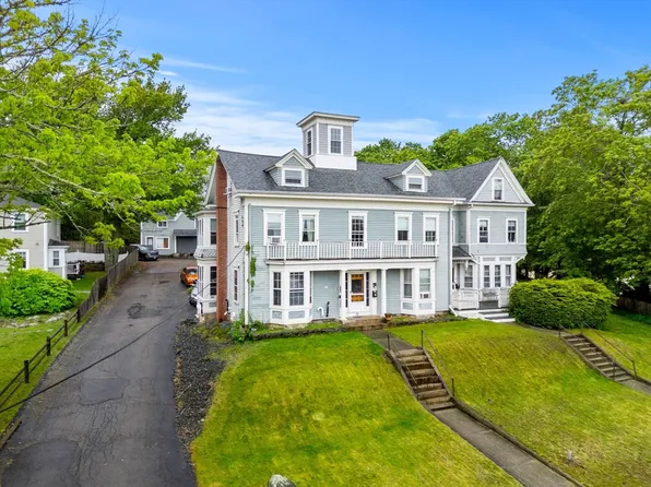 72 Main St, Wareham, MA 02571