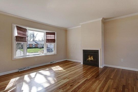 2nd image of 6651 Guyer St